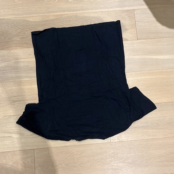 Simple t-shirt - Picture 4 of 4